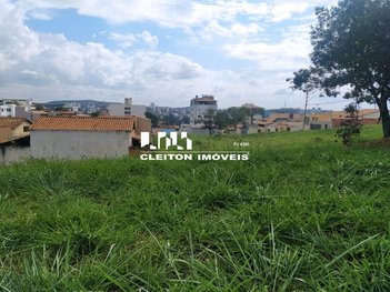 land_lot em Rua Ipiranga, Manoel Valinhas - Divinópolis - MG