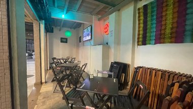 business em Rua Doutor Nelson de Sá Earp, Centro - Petrópolis - RJ