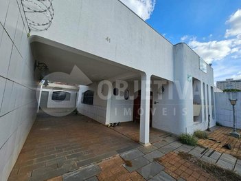 house em Rua Alexandre Marquez, Martins - Uberlândia - MG
