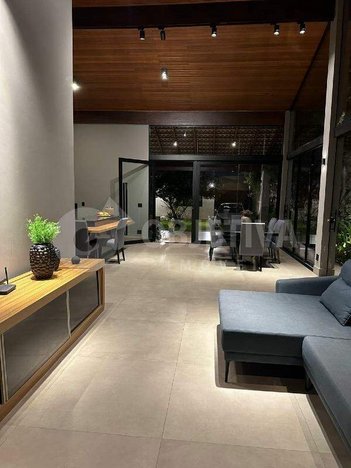 house em Rua Pirapuã, Jardim Karaíba - Uberlândia - MG