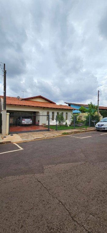 house em Rua Tomás Antônio Gonzaga, Lago Parque - Londrina - PR