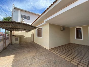 house em Rua Brigadeiro Luiz Antônio, Bairro das Bandeiras - Araçatuba - SP