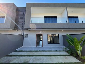 house em Rua Portugal, Guaratuba - Guaratuba - PR