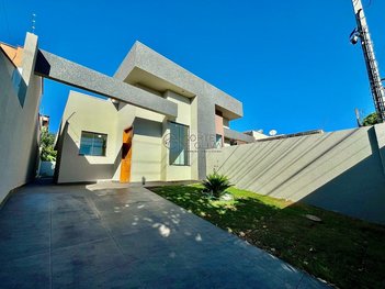 house em Rua Vitório Sborgi, Colúmbia - Londrina - PR