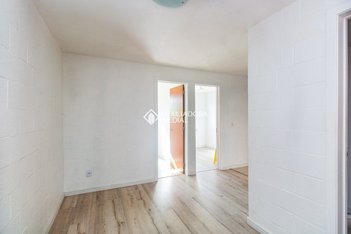 apartment em Rua José Barcellos Garcia, Rubem Berta - Porto Alegre - RS