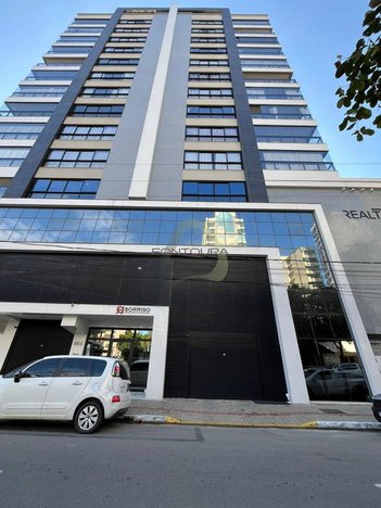 apartment em Rua 262, Meia Praia - Itapema - SC