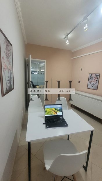 office em Avenida Tenente-Coronel Adalberto Mendes, Vila Julieta - Resende - RJ