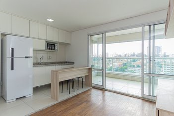 apartment em Rua Viaza, Jardim Aeroporto - São Paulo - SP