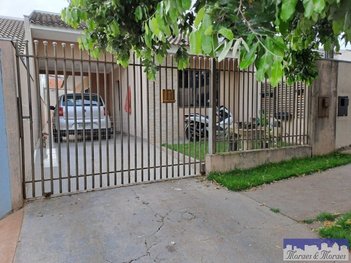 house em Rua Pioneiro Pompílio Custódio Valério, Loteamento Sumaré - Maringá - PR