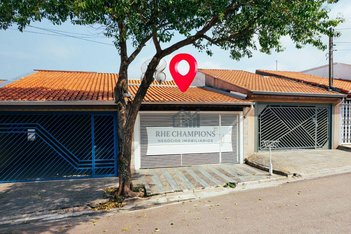 house em Rua Fioravante Leonardi, Fazenda Grande - Jundiaí - SP