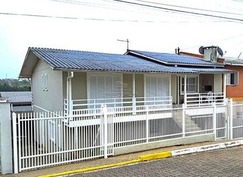 house em Rua Jacob Alberto Brentano, Centenário - Farroupilha - RS