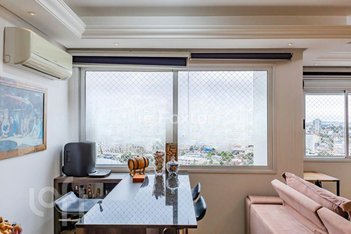 apartment em Avenida Dom Cláudio José Gonçalves Ponce de Leão, Vila Ipiranga - Porto Alegre - RS