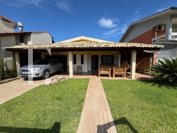 house em Rua da Várzea, Centro - Xangri-Lá - RS