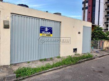 house em Travessa Muniz Falcão, Barro Duro - Maceió - AL