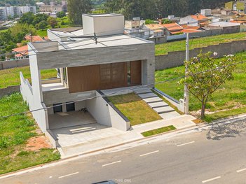 house em Rua Doutor Alfredo Zacharias, Vila Pagano - Valinhos - SP