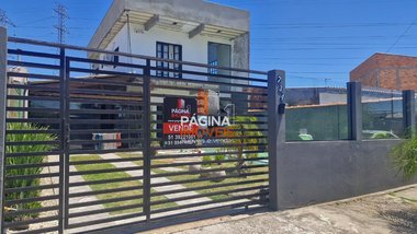 house em Rua Coronel Medeiros, Harmonia - Canoas - RS