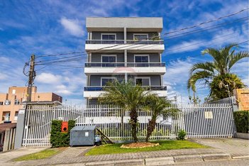apartment em Rua Doutor Quinzito de Quadros Souza, Cidade Jardim - São José dos Pinhais - PR