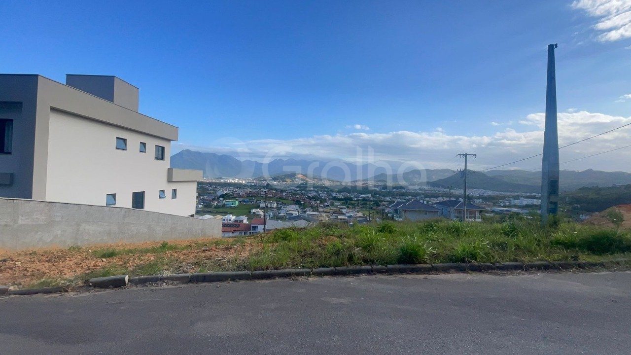 WhatsApp Image 2025-11-06 at 16.44