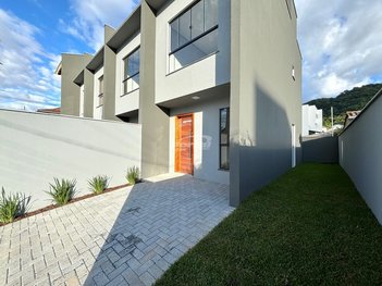 house em Rua Alcida da Silva Telles, Velha Central - Blumenau - SC