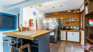 apartment em Avenida Coronel Lucas de Oliveira, Petrópolis - Porto Alegre - RS