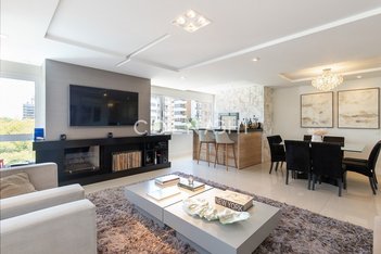 apartment em Avenida Luiz Manoel Gonzaga, Três Figueiras - Porto Alegre - RS