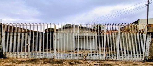 house em Rua Álvaro Silveira, Tiradentes - Campo Grande - MS
