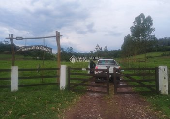 agricultural em Estrada Rosalina Assis Oliveira, Campestre - Santo Antônio da Patrulha - RS