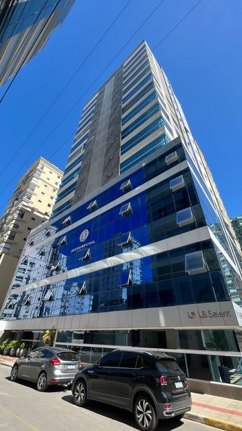 apartment em Rua 319, Meia Praia - Itapema - SC