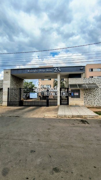 apartment em QS 3 Conjunto 7, Riacho Fundo II - Brasília - DF