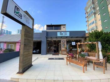 commercial_property em Rua General Pedro Bittencourt, Passo da Areia - Porto Alegre - RS