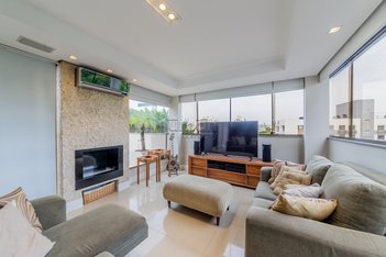 apartment em Rua Roque Calage, Passo da Areia - Porto Alegre - RS