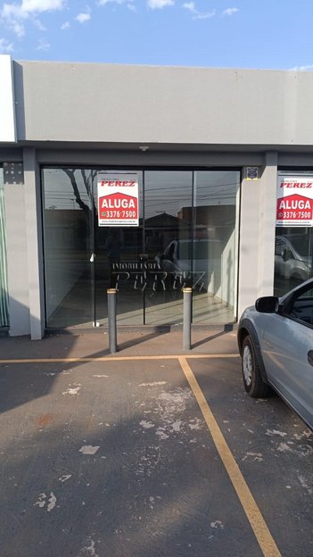 business em Avenida Presidente Abraham Lincoln, Conjunto Cafezal 1 - Londrina - PR