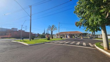 land_lot em Rua Oswaldo Vital, Residencial Campos de Piemonte - Araraquara - SP