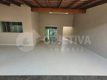 house em Rua Belfast, Laranjeiras - Uberlândia - MG