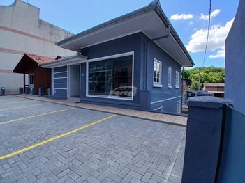 house em Rua Frei Estanislau Schaette, Água Verde - Blumenau - SC