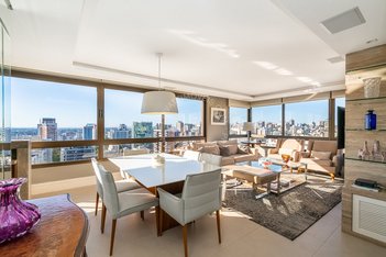 apartment em Rua Eudoro Berlink, Auxiliadora - Porto Alegre - RS
