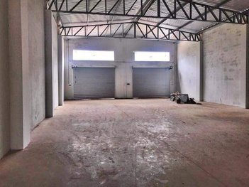 industrial em Avenida Segismundo Pereira, Novo Mundo - Uberlândia - MG