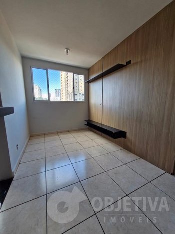 apartment em Avenida Oscarina Cunha Chaves, Patrimônio - Uberlândia - MG