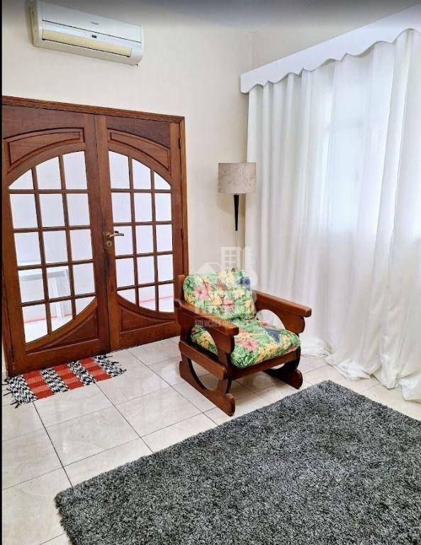 2 casas de 2 quartos