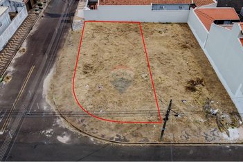 land_lot em Rua Antônio Alfredo Mathiesen, Centro - Araras - SP