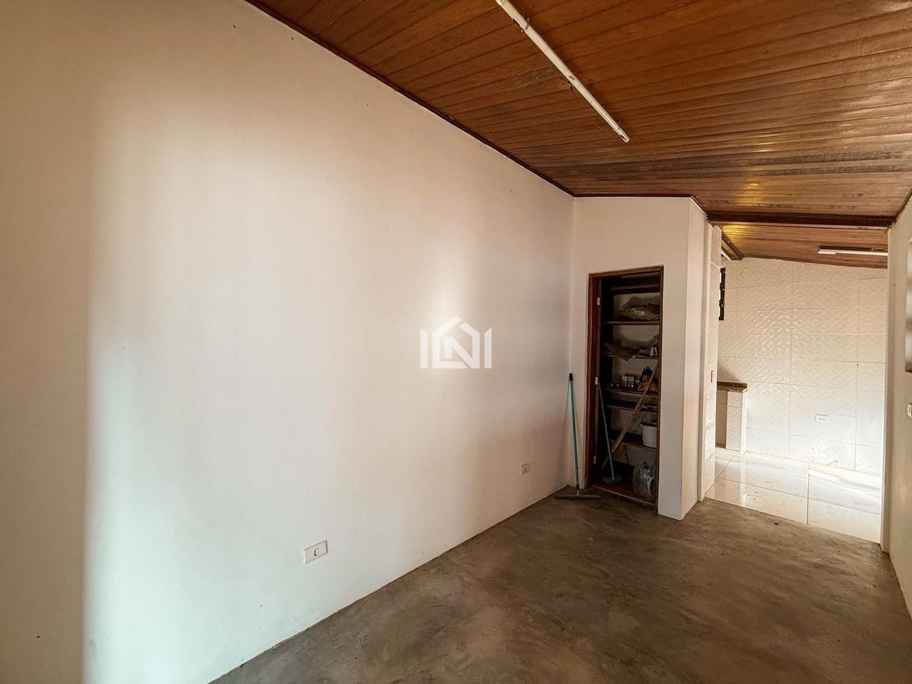 casa a venda no condominio colinas de sao fernando - sala de jantar