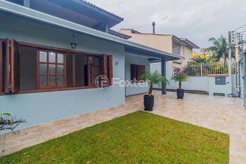 house em Rua Zeev Jabotinski, Jardim Itu - Porto Alegre - RS