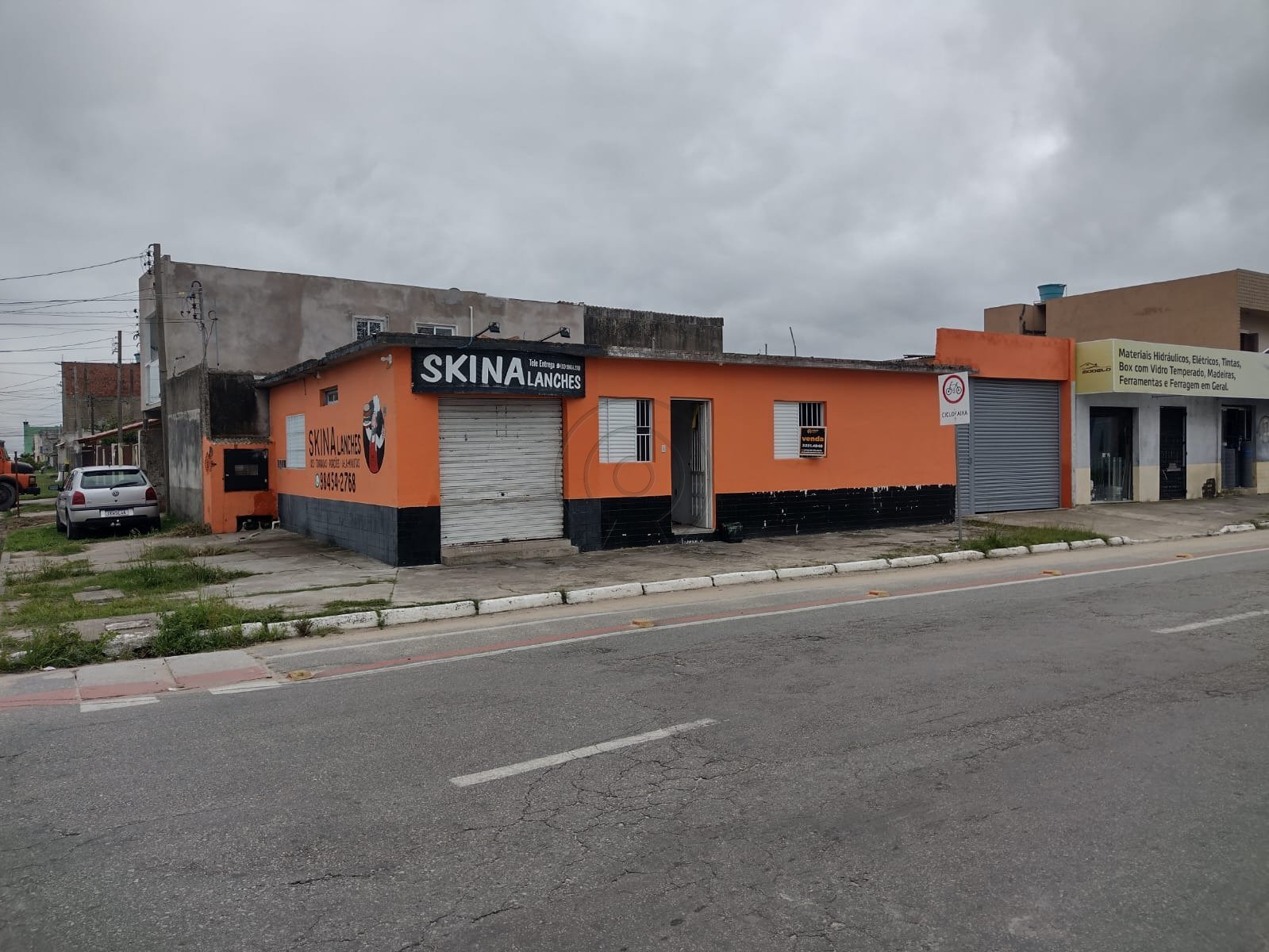 Ótimo ponto! 
Tanto residencial como comercial!