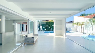 house em Avenida dos Búzios, Jurerê Internacional - Florianópolis - SC