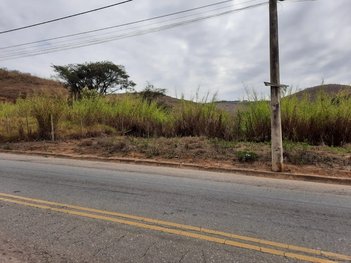 land_lot em Avenida Vereador João Evangelista de Almeida, Sagrado Coração de Jesus - Ponte Nova - MG