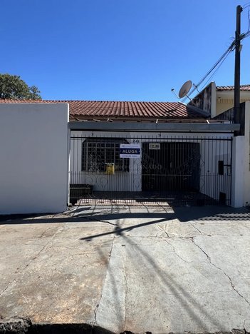 house em Rua Pioneiro José Alves Filho, Jardim Pinheiros II - Maringá - PR
