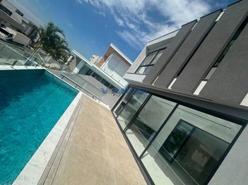house em Rua Parque Marinho dos Abrólios, Residencial Real Park - Arujá - SP