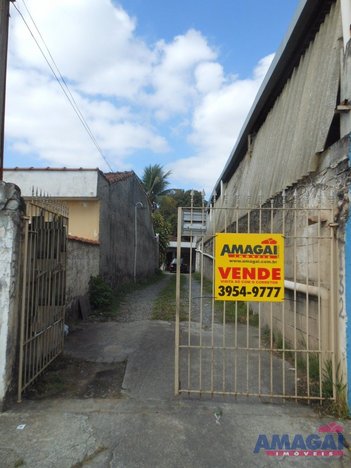 house em Avenida Adhemar Pereira de Barros, Jardim Santa Maria - Jacareí - SP
