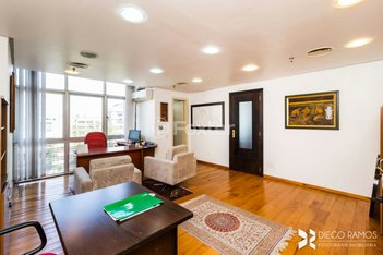 office em Rua Vinte e Quatro de Outubro, Auxiliadora - Porto Alegre - RS
