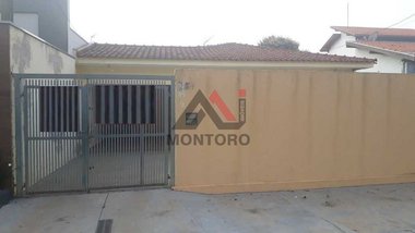 house em Avenida Elvira Schiavo Ianelli, Jardim Botânico - Araraquara - SP